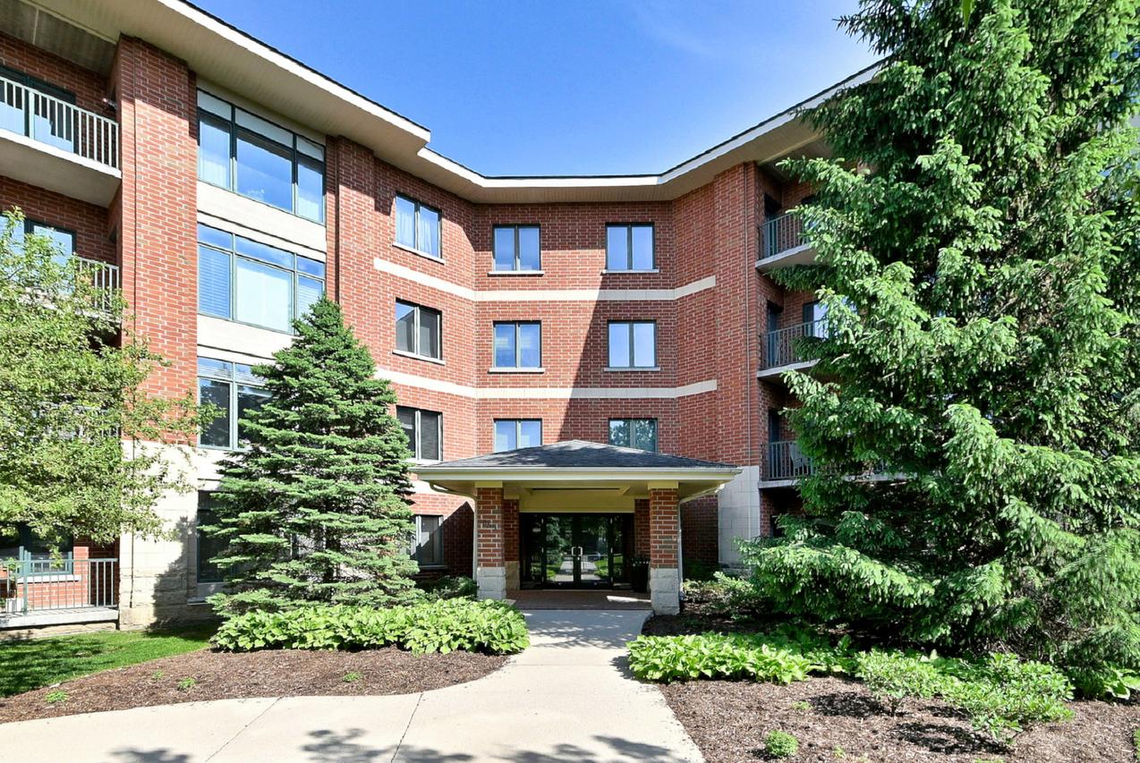855 E 22nd St. #313, Lombard, IL 60148