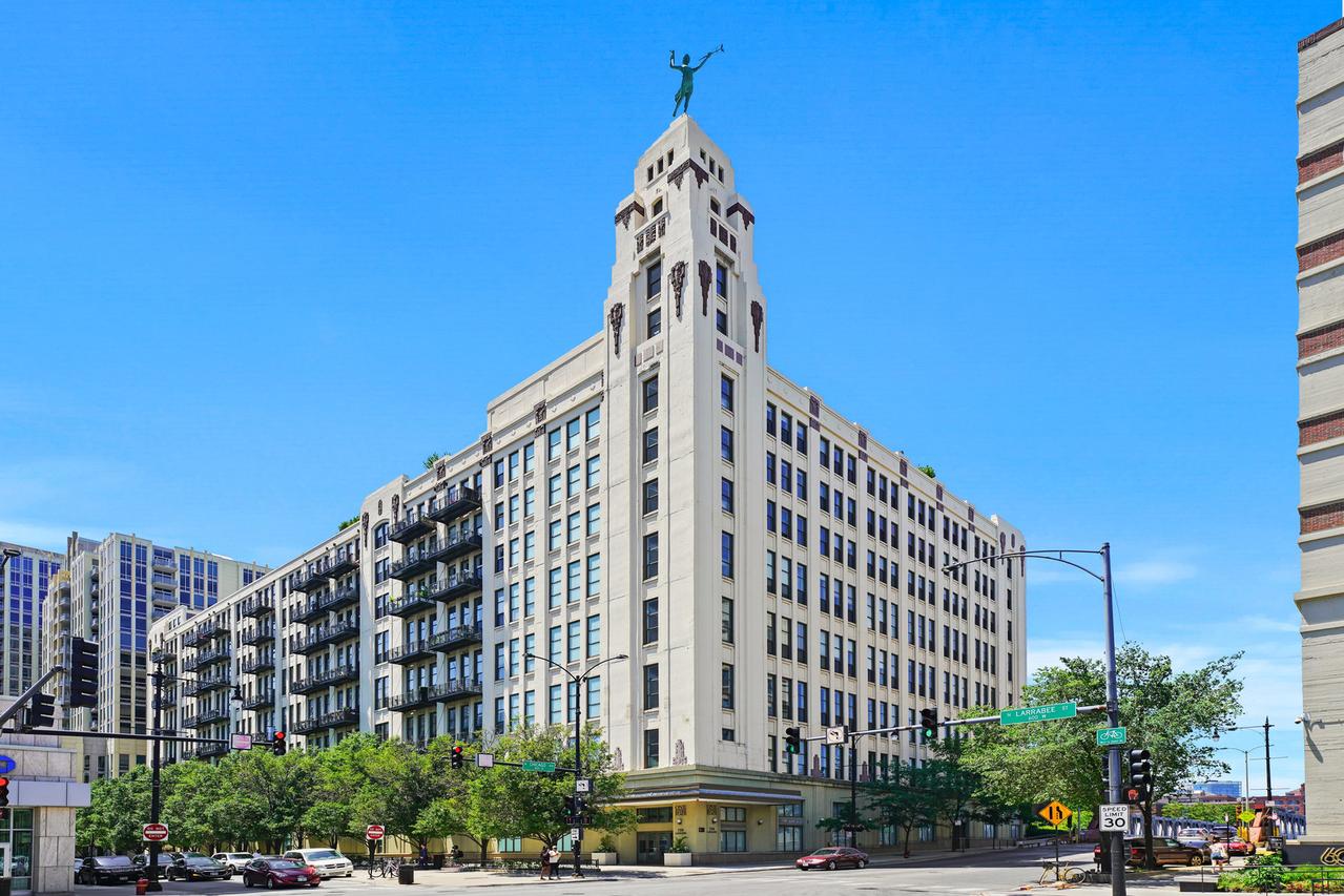 758 N Larrabee St. #514, Chicago, IL 60654