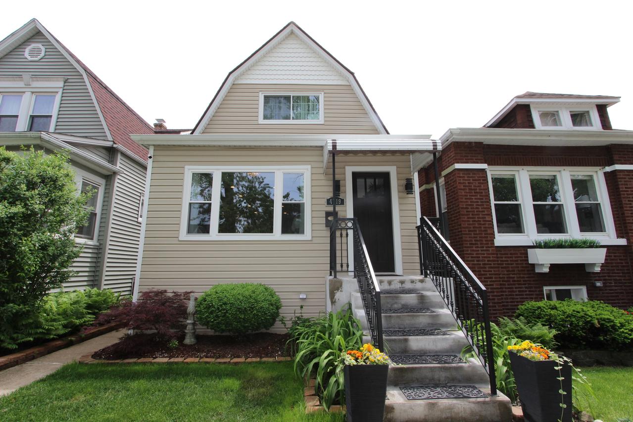 4719 W Warwick Ave., Chicago, IL 60641