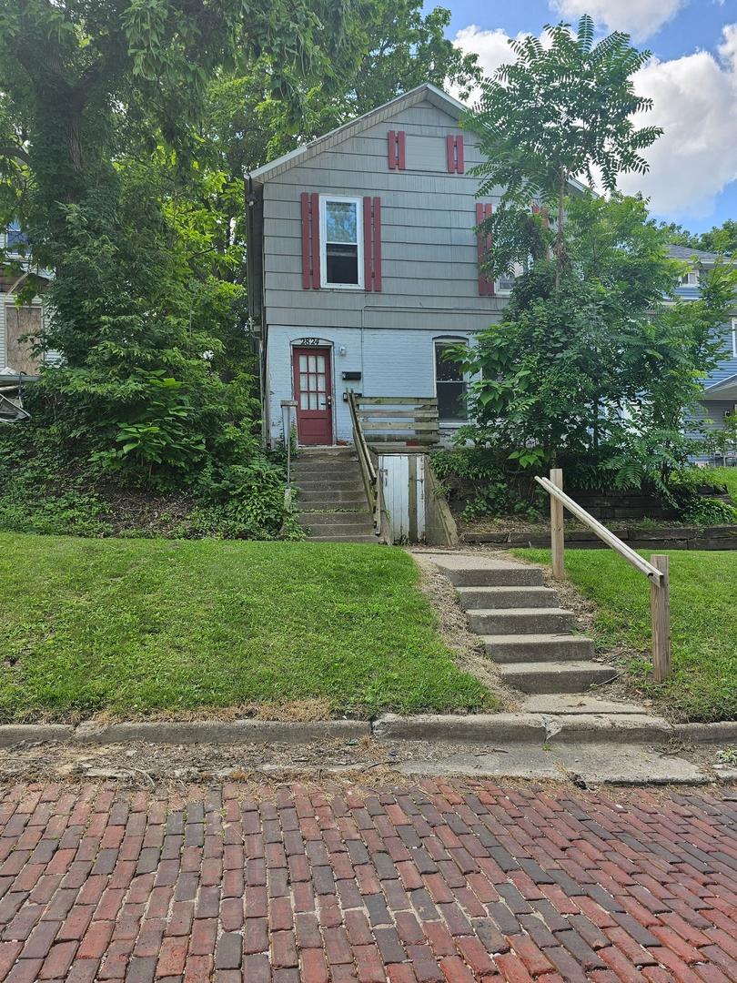 2824 8th Ave., Rock Island, IL 61201