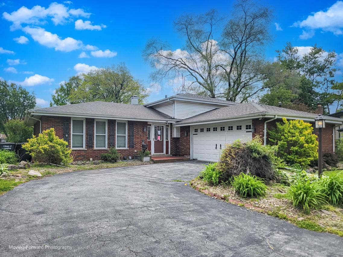3267 Louise Ct., Lansing, IL 60438