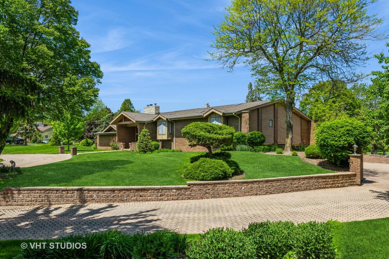 30W010 Smith Rd., West Chicago, IL 60185