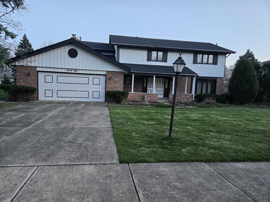16W731 89th Pl., Willowbrook, IL 60527