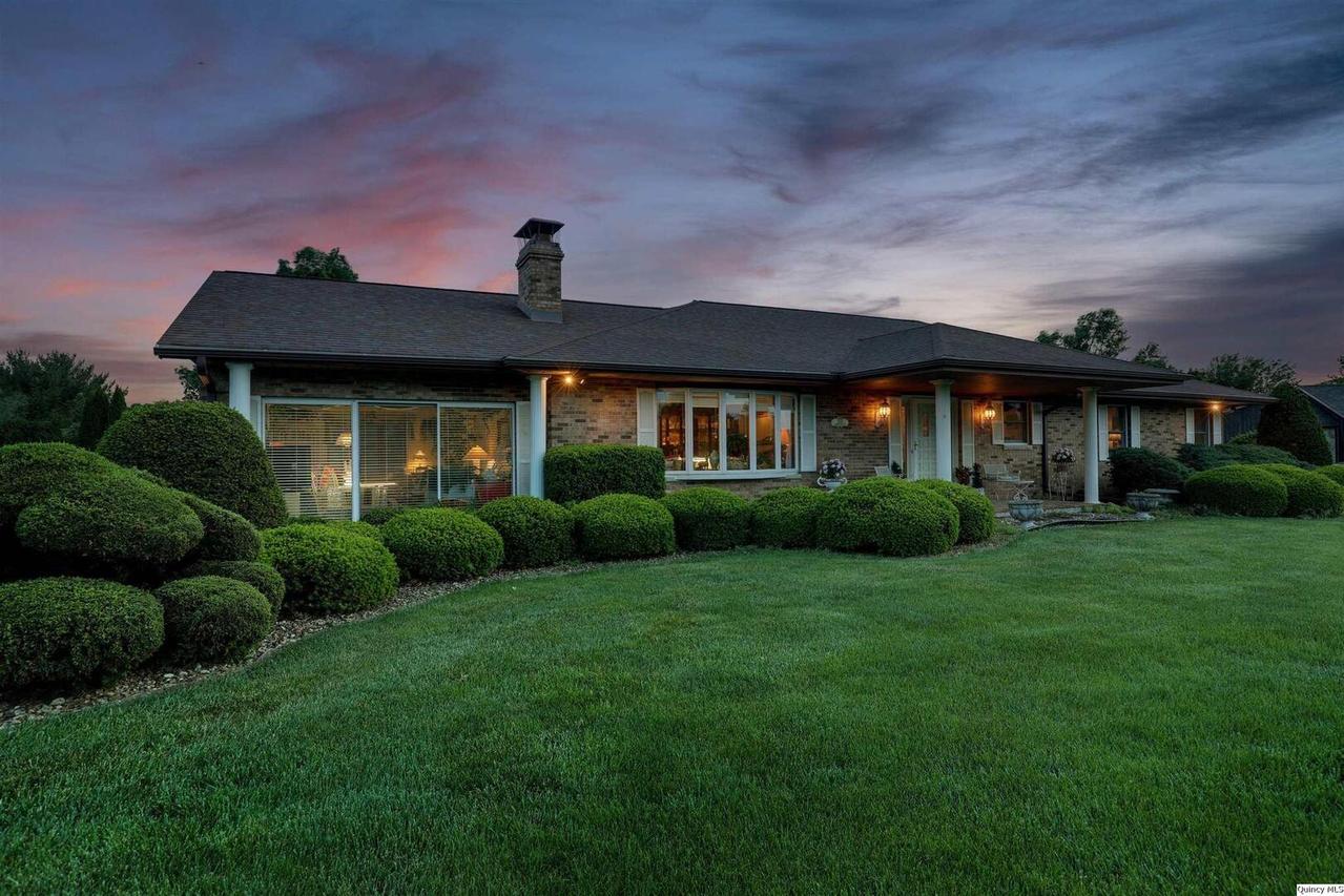 630 Spring Lake Dr., Quincy, IL 62305