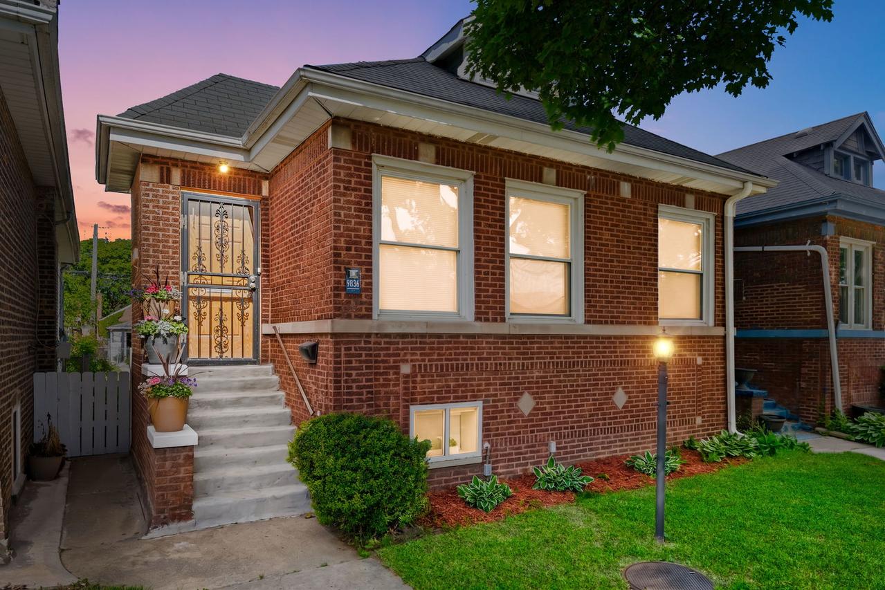 9836 S Drexel Ave., Chicago, IL 60628