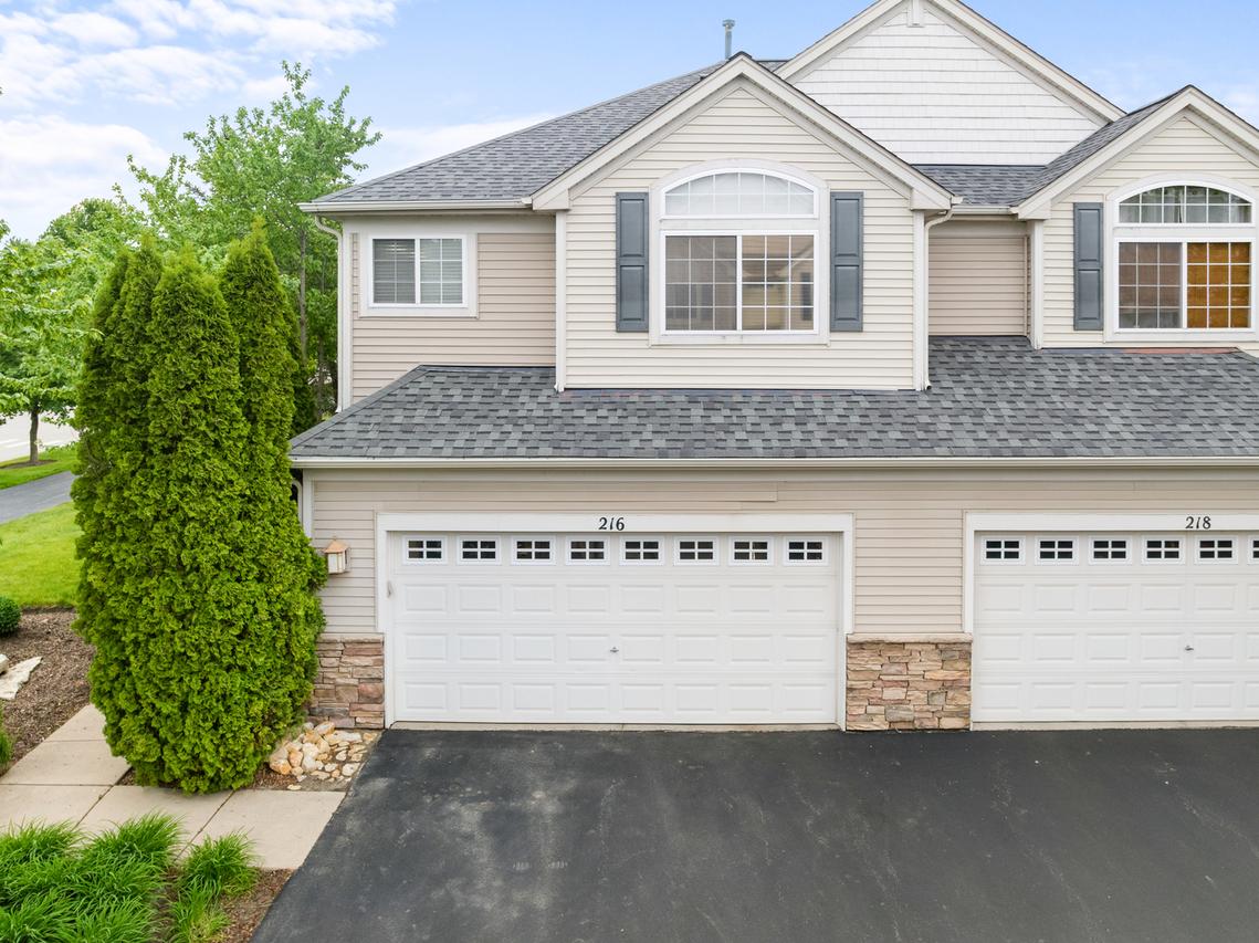 216 Timber Trails Blvd. #1, Gilberts, IL 60136