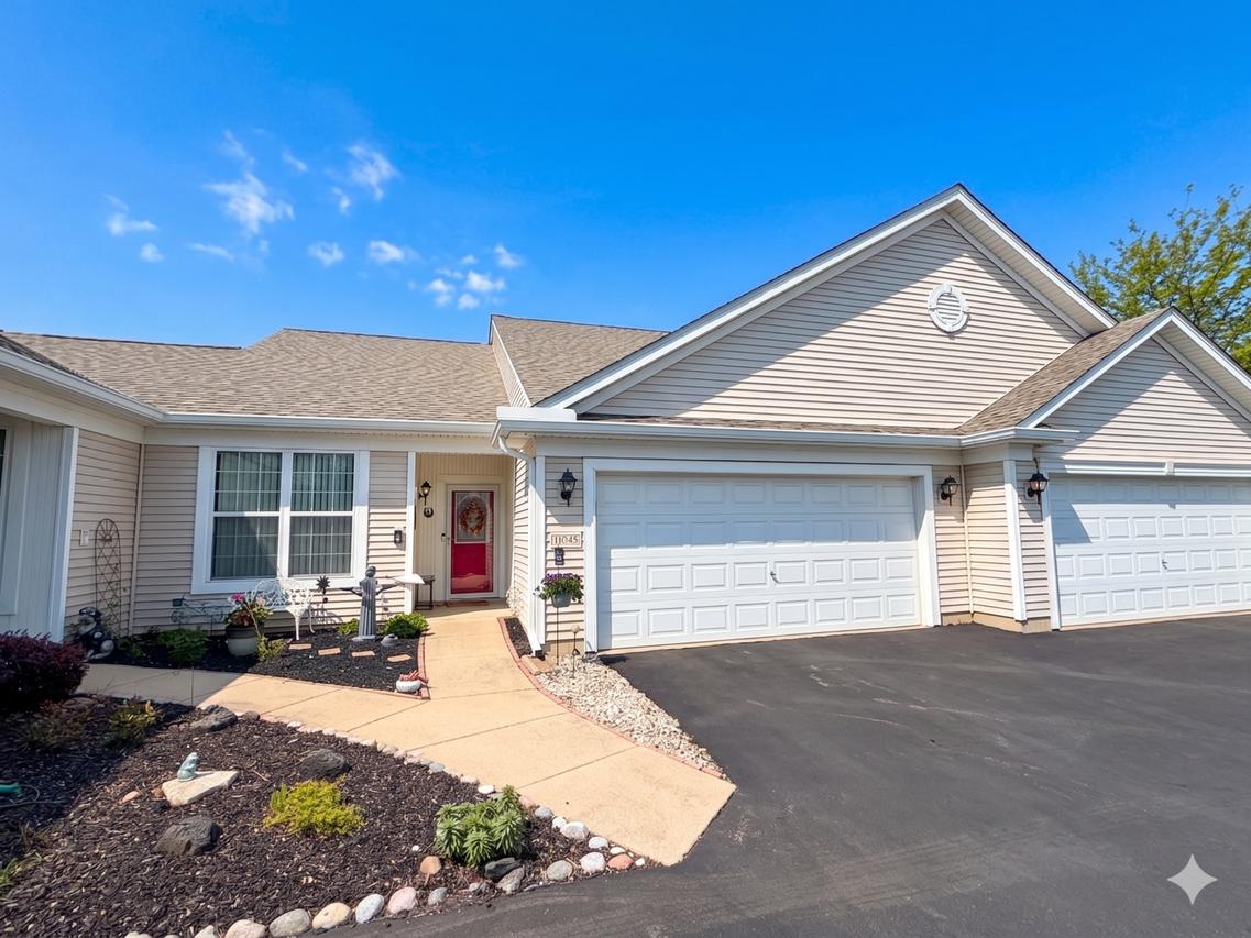 14045 Moraine Hills Dr., Huntley, IL 60142