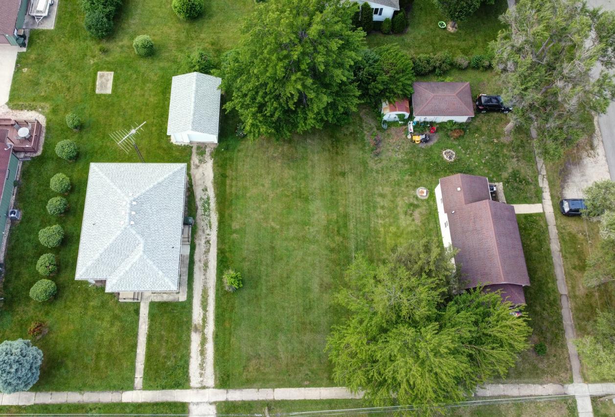 000 W Oak St., Coal City, IL 60416