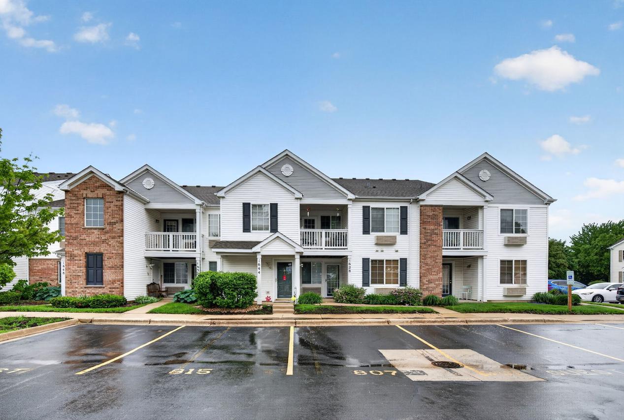 1628 Mcclure Rd., Aurora, IL 60505