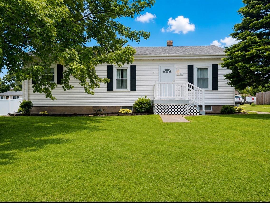 1204 6th St., Orion, IL 61273