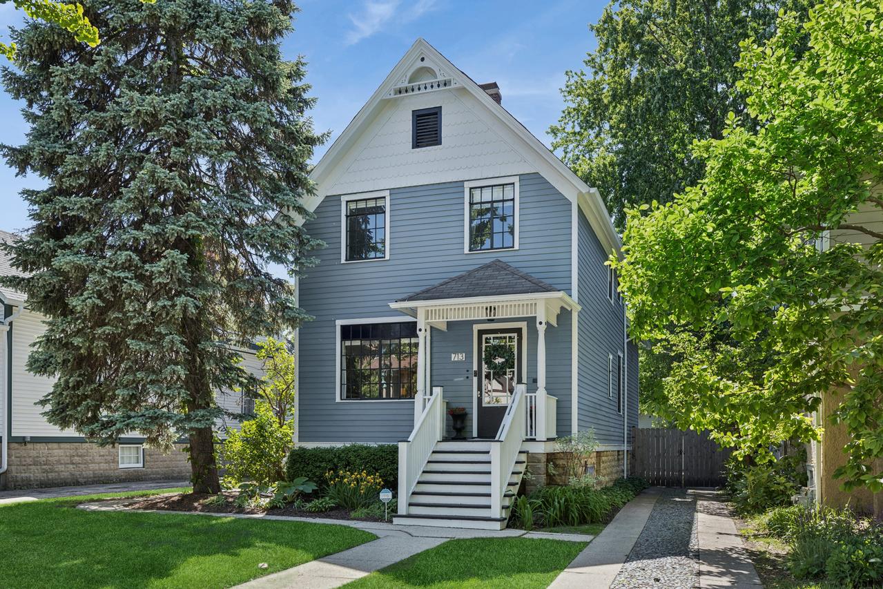 713 N Marion St., Oak Park, IL 60302