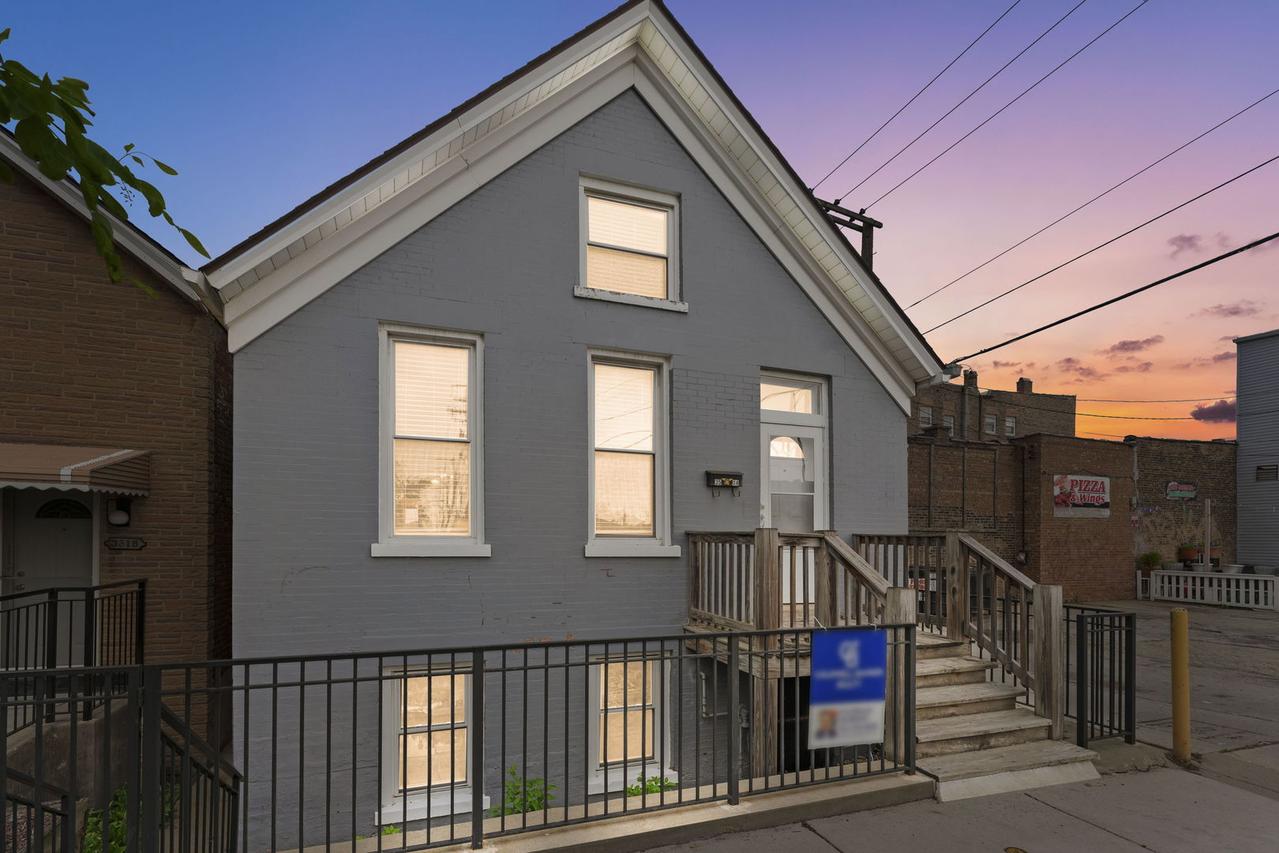 3514 S Damen Ave., Chicago, IL 60609