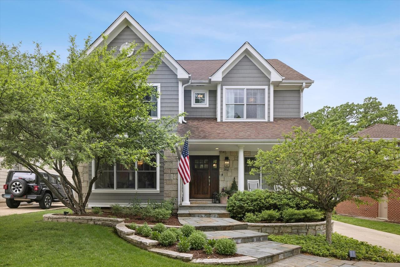 3842 Grove Ave., Western Springs, IL 60558