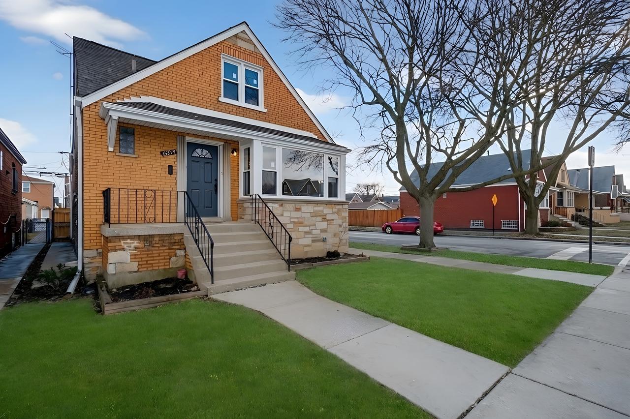 6559 S Kedvale Ave., Chicago, IL 60629