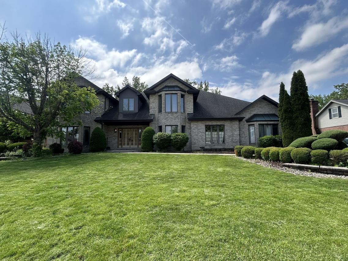 3050 London Dr., Olympia Fields, IL 60461