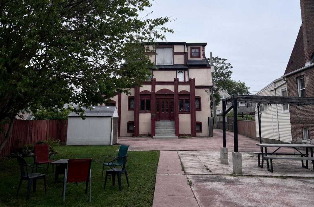 1631 N Monticello Ave., Chicago, IL 60647