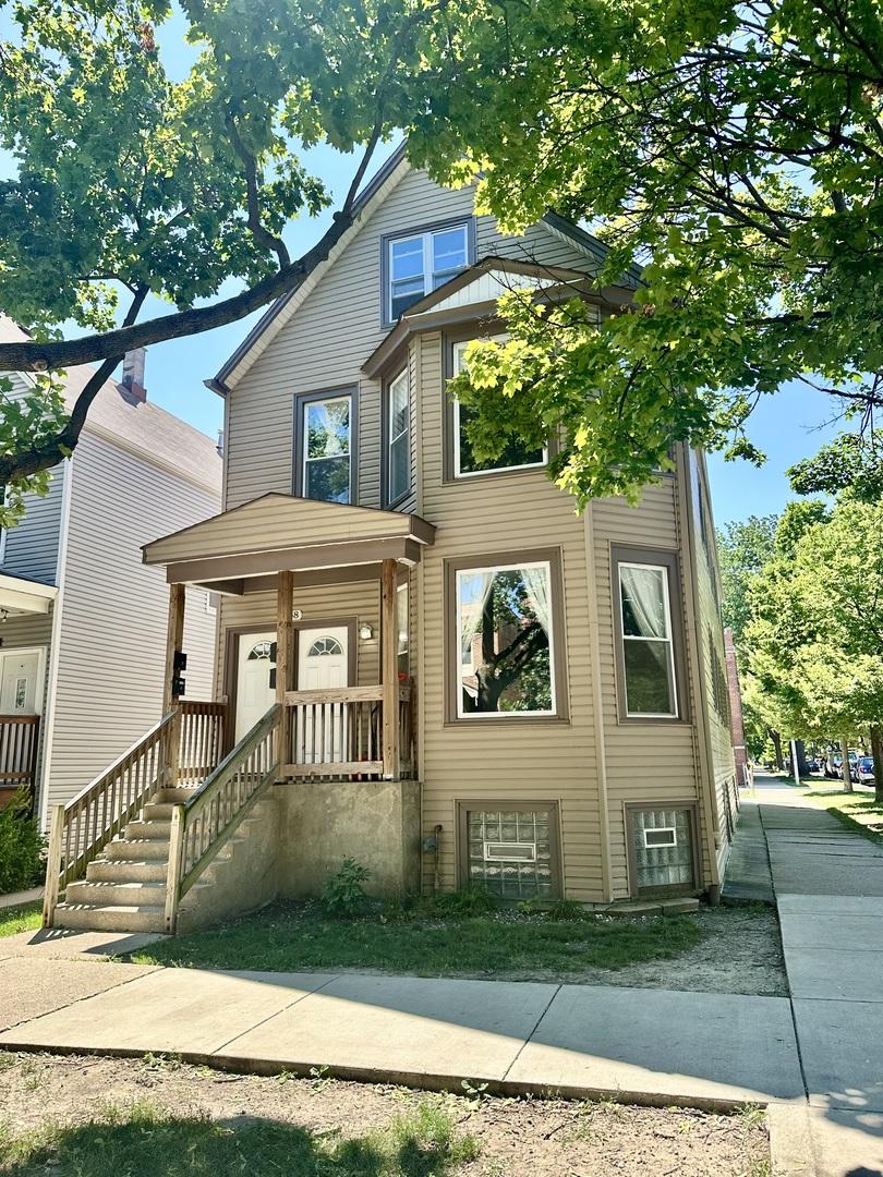 3258 N Ridgeway Ave., Chicago, IL 60618