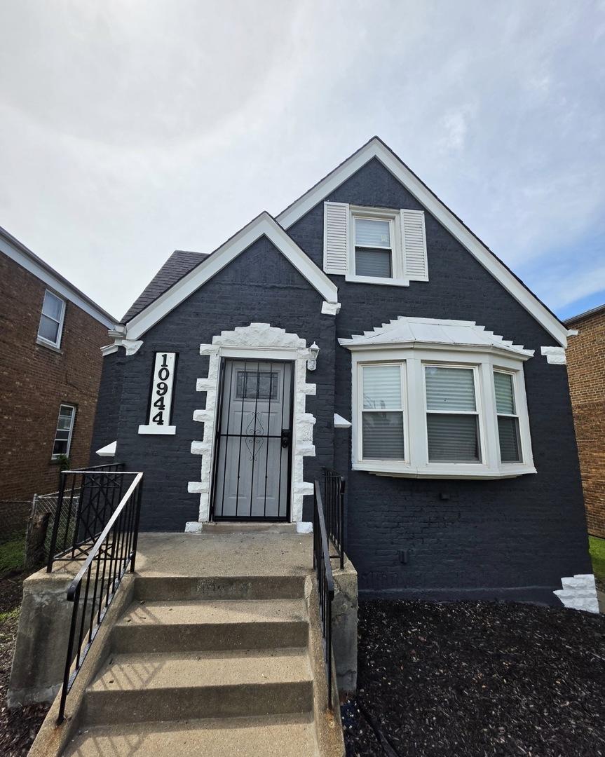 10944 S Wallace St., Chicago, IL 60628