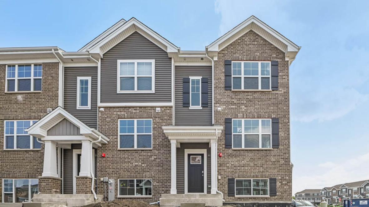 6399 Ulster Dr., Tinley Park, IL 60477