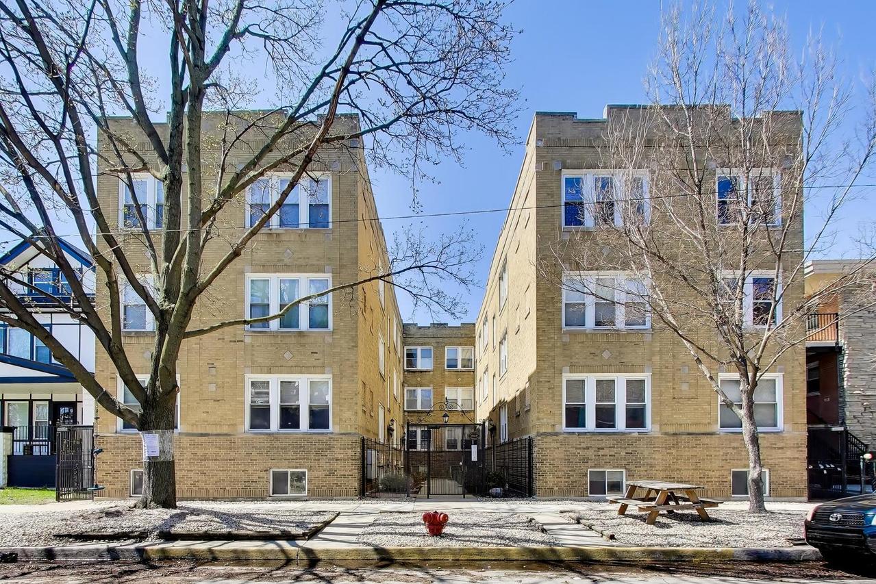 4722 N Kenneth Ave. #3W, Chicago, IL 60630
