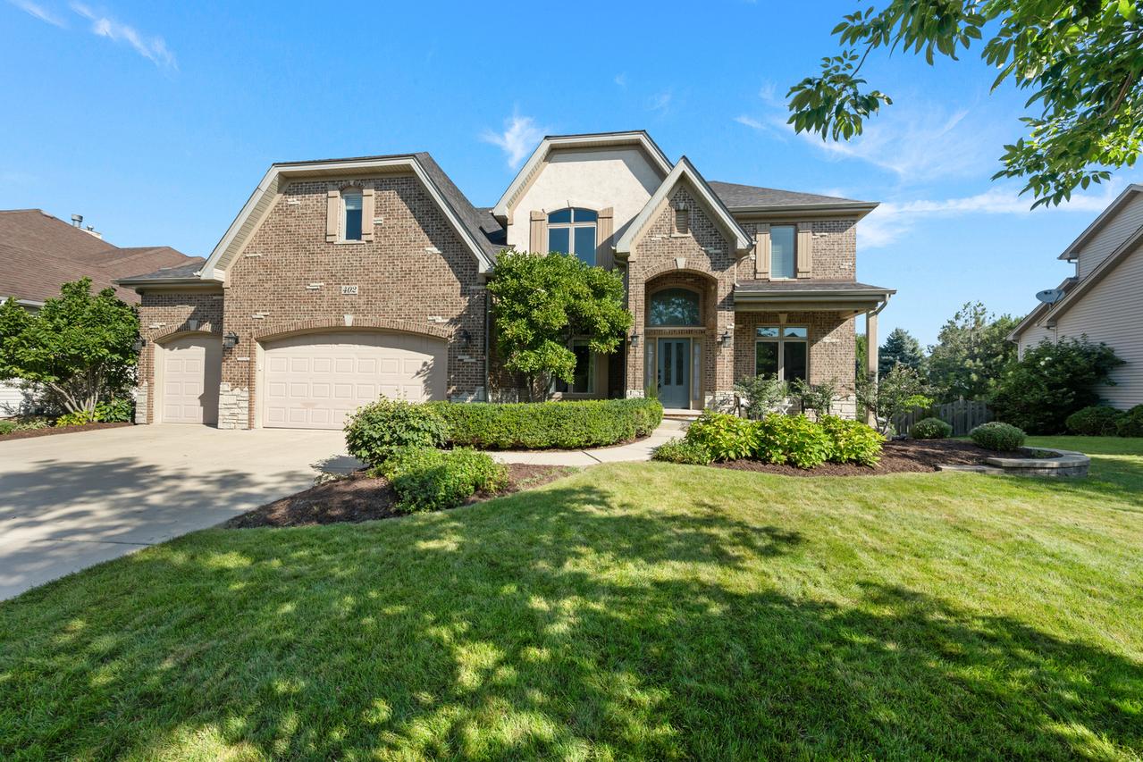 402 Deerfield Dr., Oswego, IL 60543