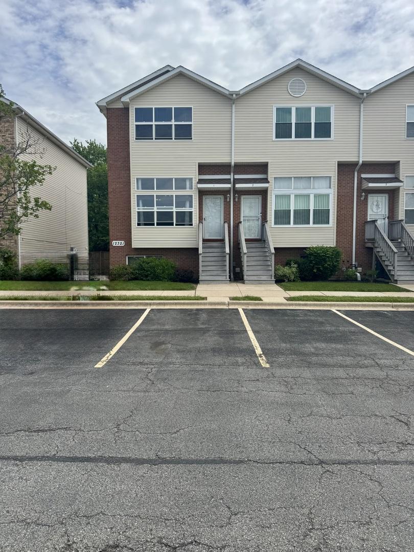12321 Meadow Ln. #1, Blue Island, IL 60406