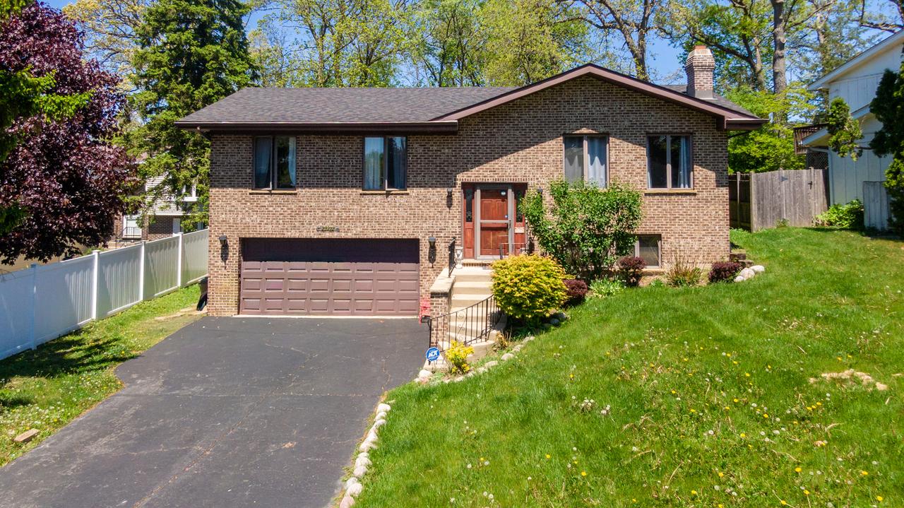 25172 W Columbia Bay Dr., Lake Villa, IL 60046