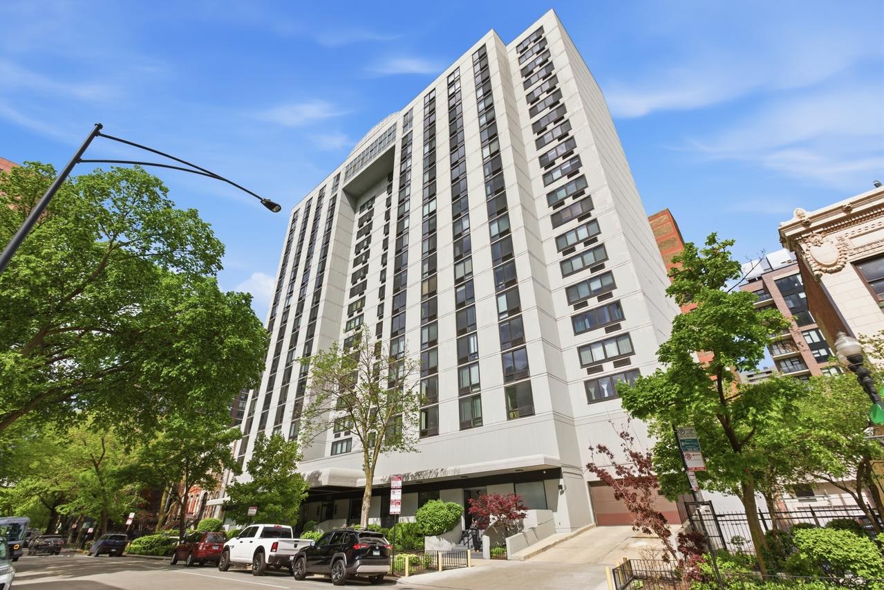 1221 N Dearborn St. #602N, Chicago, IL 60610