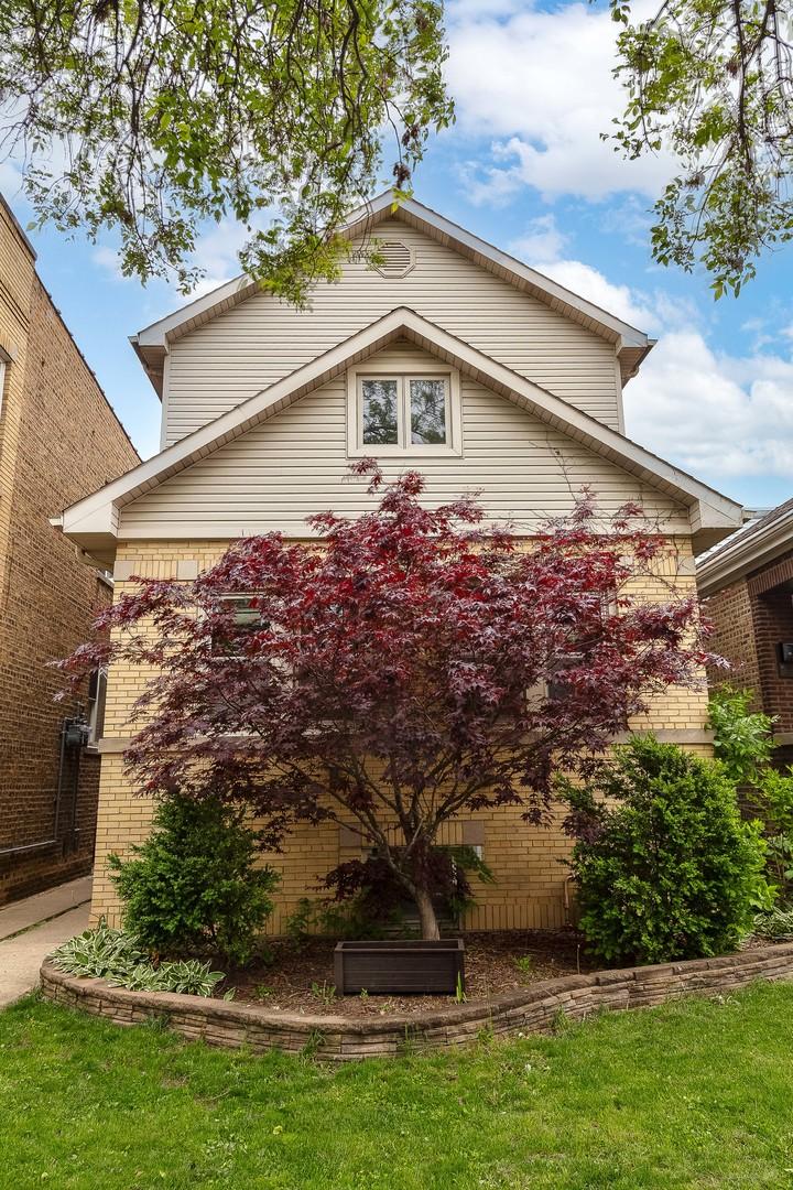 5451 N Lynch Ave., Chicago, IL 60630