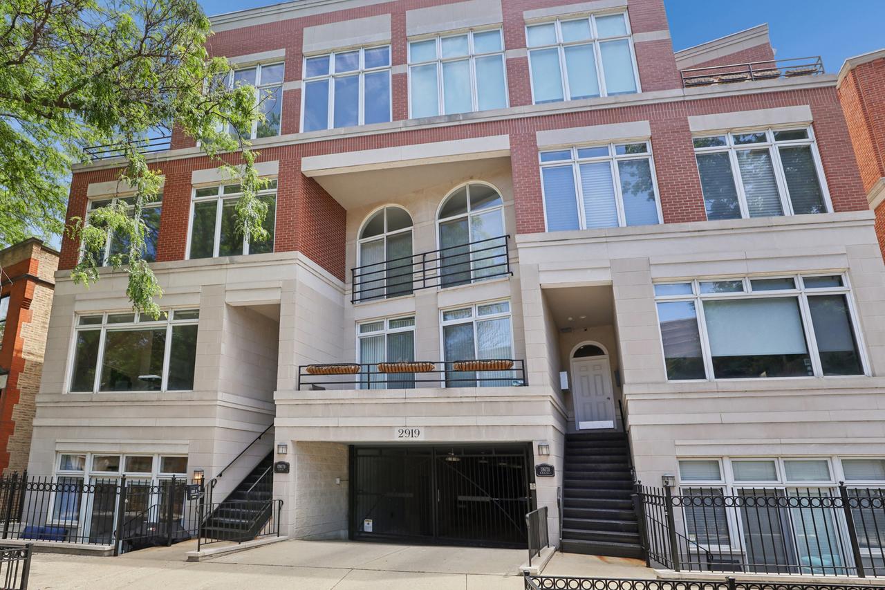 2919 N Burling St. #A, Chicago, IL 60657