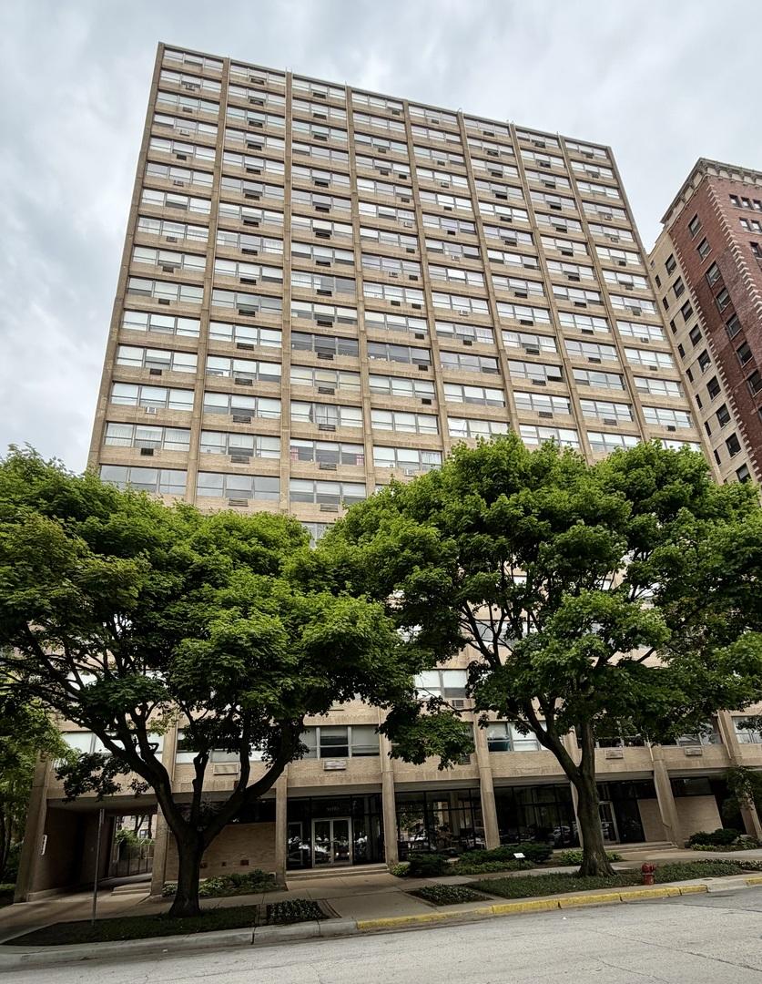 5530 S South Shore Dr. #6B, Chicago, IL 60637