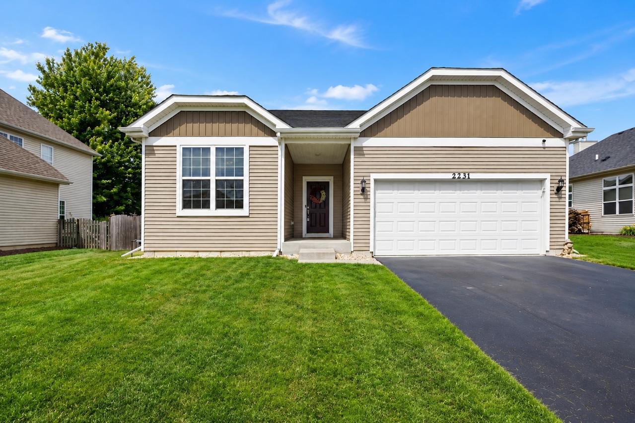 2231 Lundquist Dr., Aurora, IL 60503