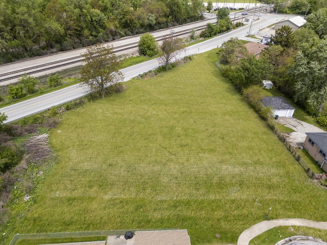 13977 Kedzie Ave., Blue Island, IL 60406