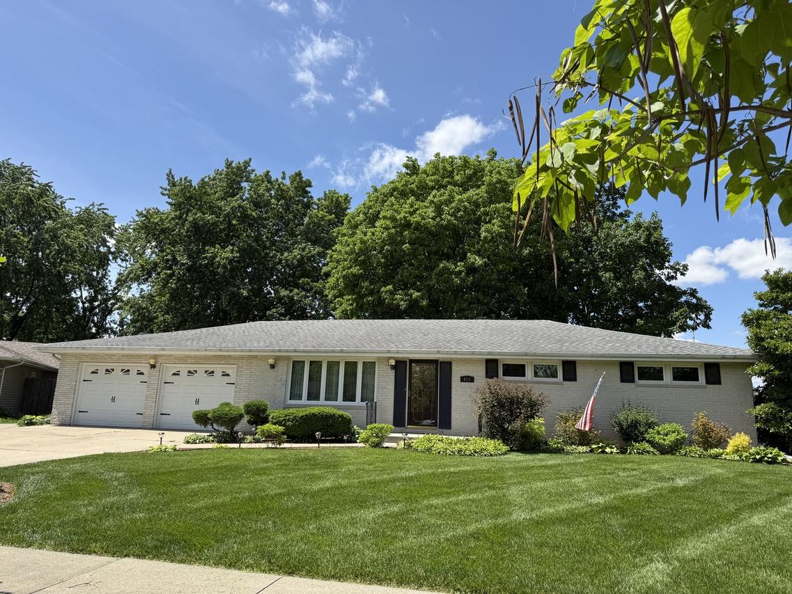 613 Fairlane Dr., Joliet, IL 60435