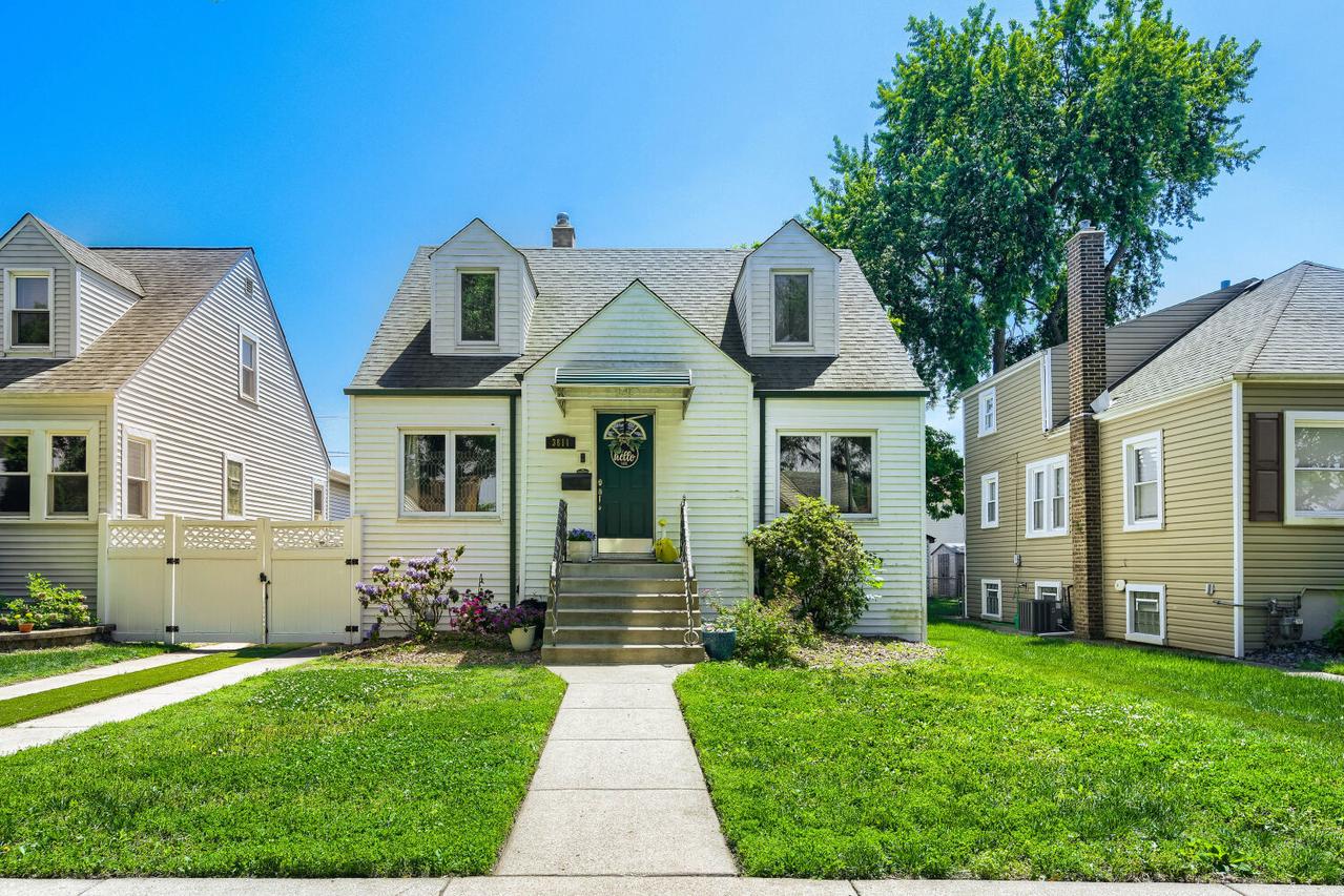 3811 W 110th St., Chicago, IL 60655