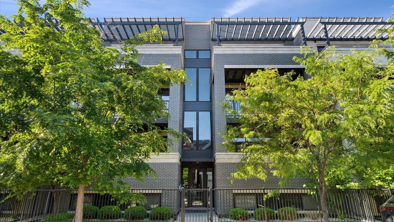 1356 W Walton St. #3W, Chicago, IL 60642