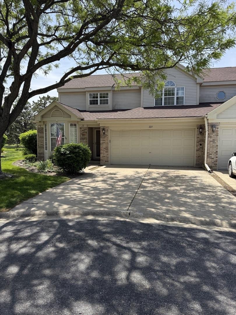 223 Williamsburg Ct., Montgomery, IL 60538