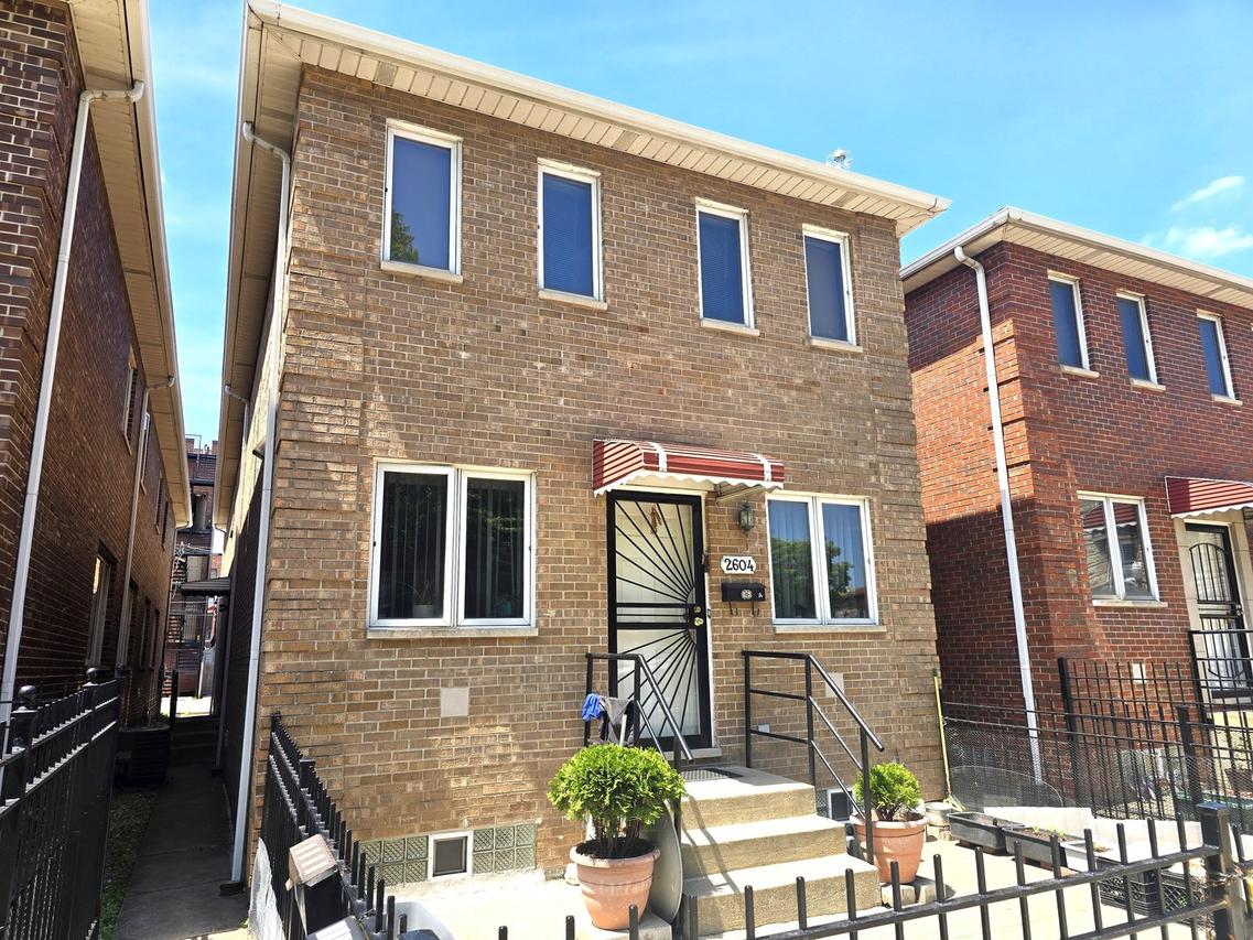 2604 S Emerald Ave. #C, Chicago, IL 60616