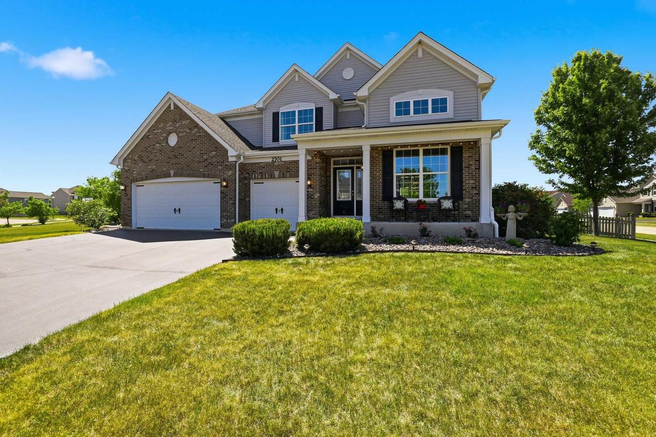 2701 Woodworth Ave., Woodstock, IL 60098