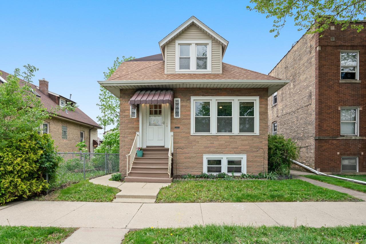 2605 N Oak Park Ave., Chicago, IL 60707