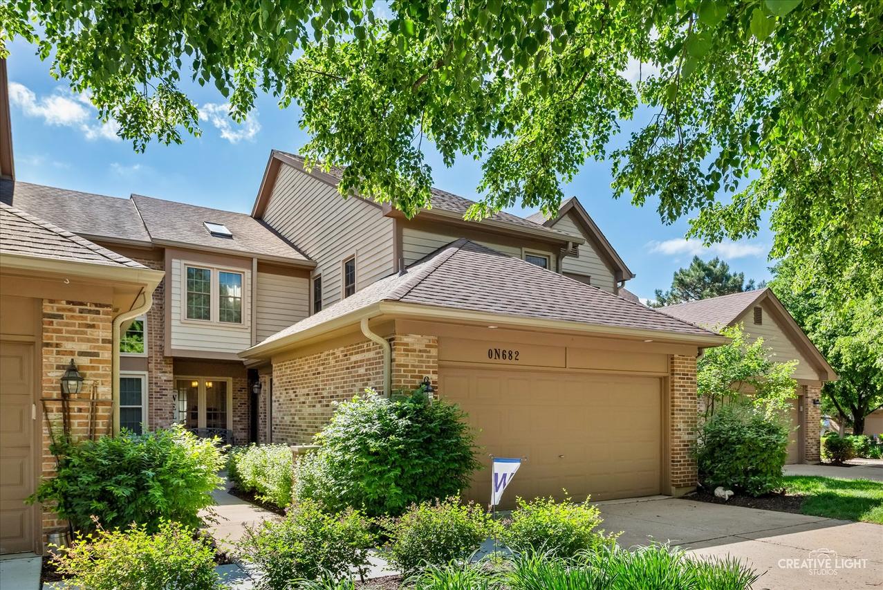 0N682 Chelsea Cir., Winfield, IL 60190