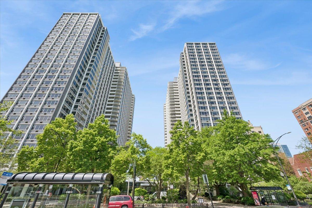 4250 N Marine Dr. #435, Chicago, IL 60613