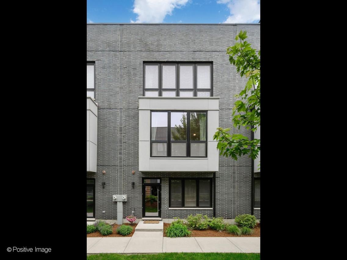 525 N Bishop St. #5, Chicago, IL 60642
