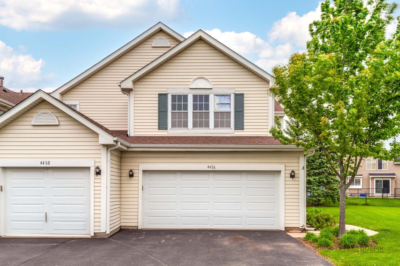 4456 W Quill Ln., Waukegan, IL 60085