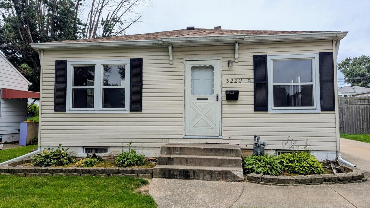 3222 26th St., Rock Island, IL 61201
