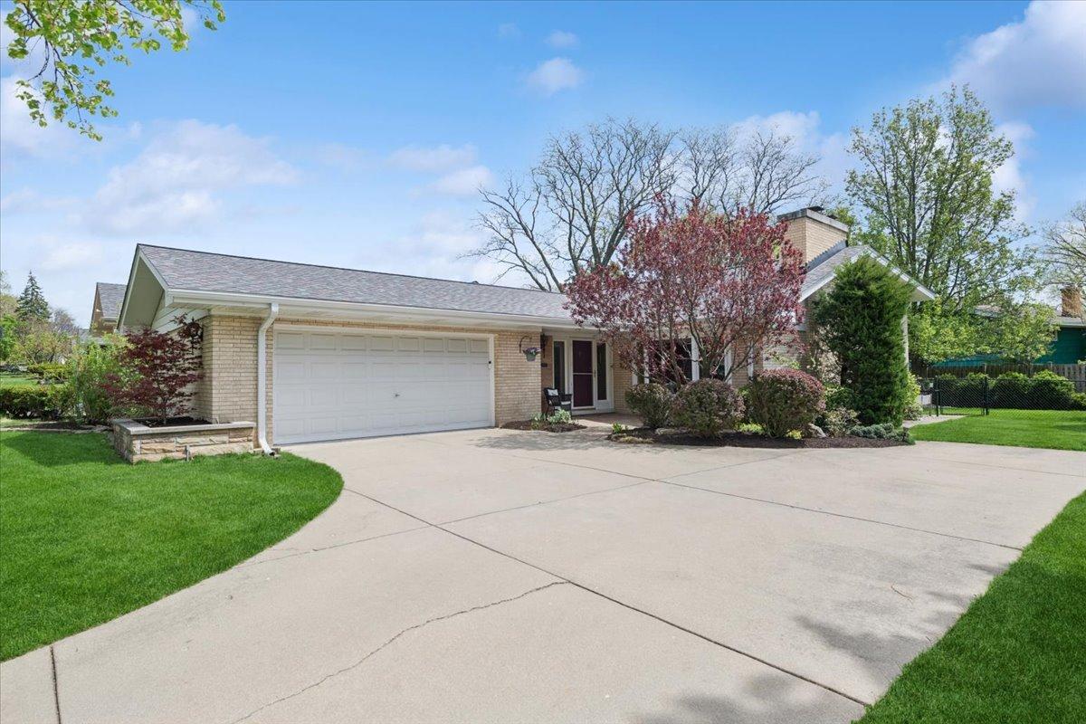 611 50th Pl., Western Springs, IL 60558