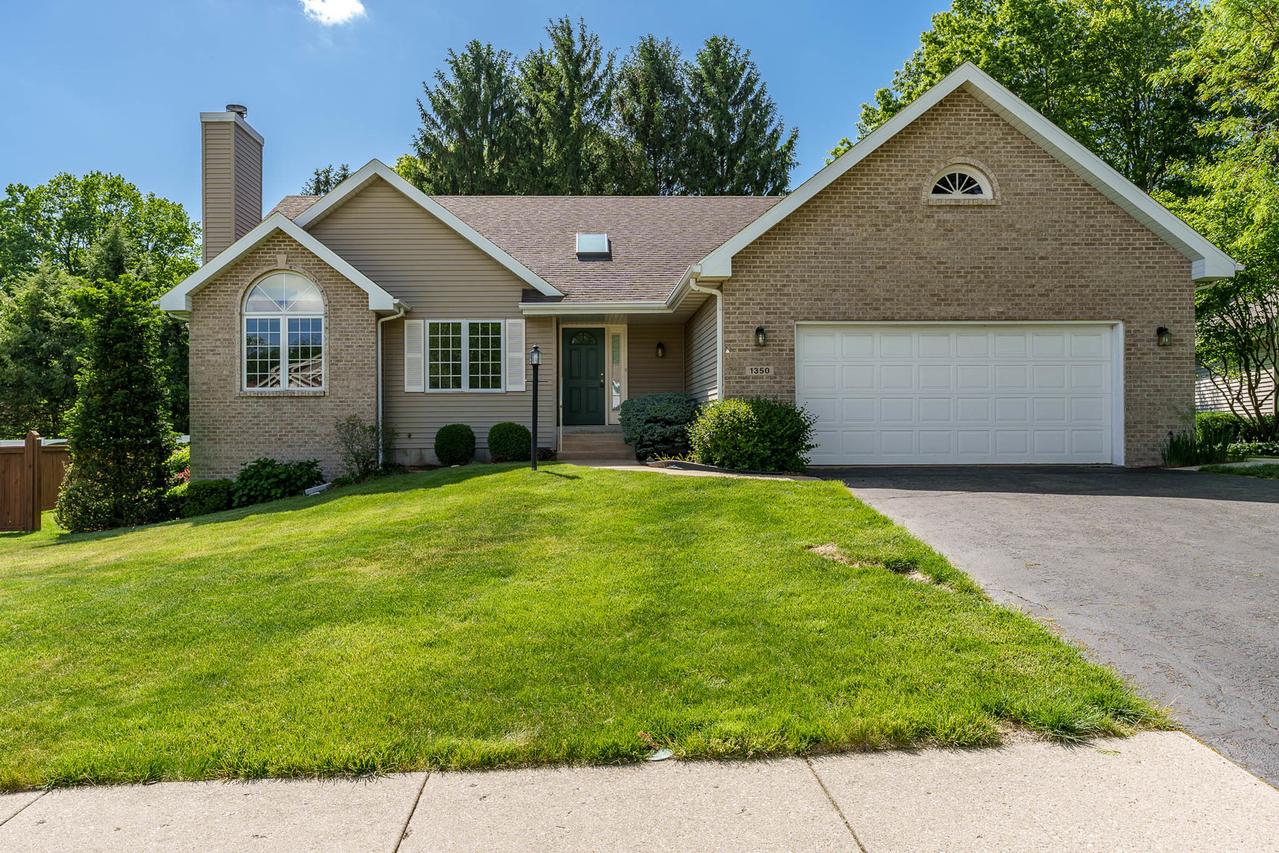 1350 Featherstone Rd., Rockford, IL 61107