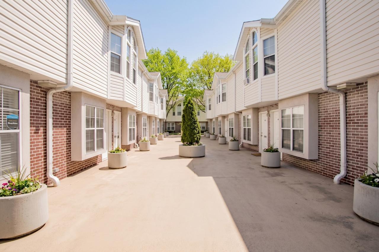 5039 Warren St., Skokie, IL 60077