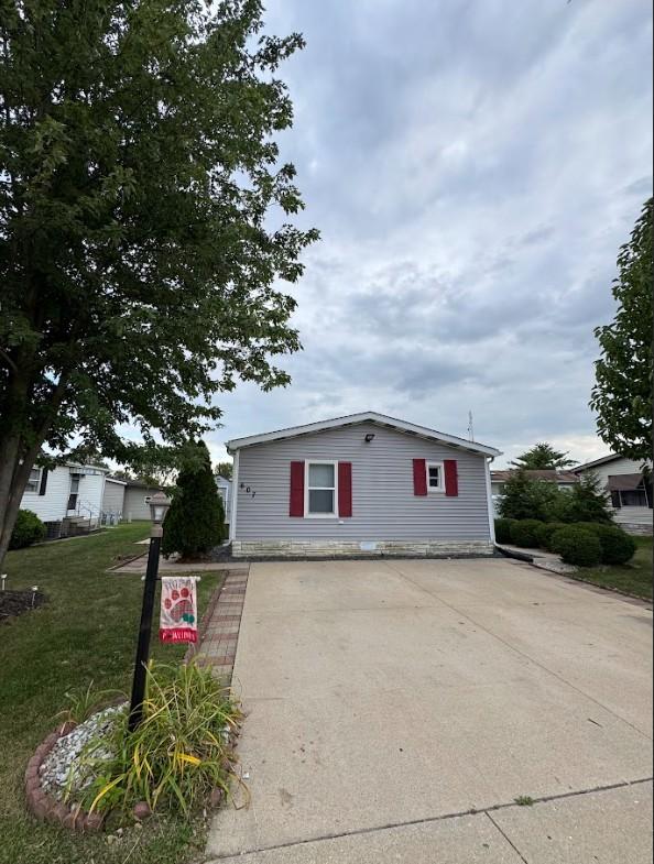 607 Park Ave., Belvidere, IL 61008