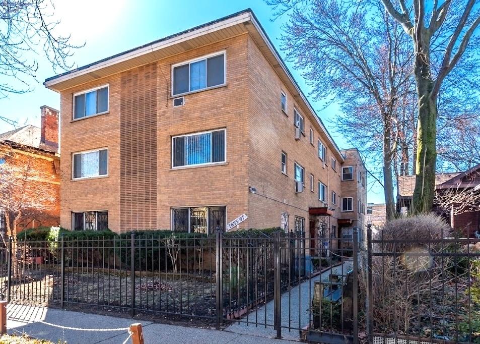 1657 W Farwell Ave. #2D, Chicago, IL 60626